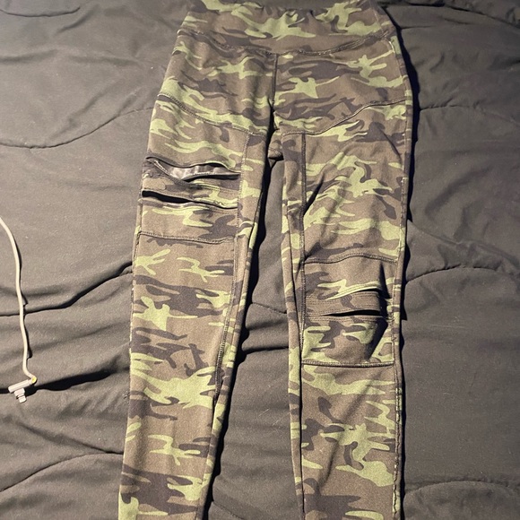 army camo leggings - Picture 2 of 3